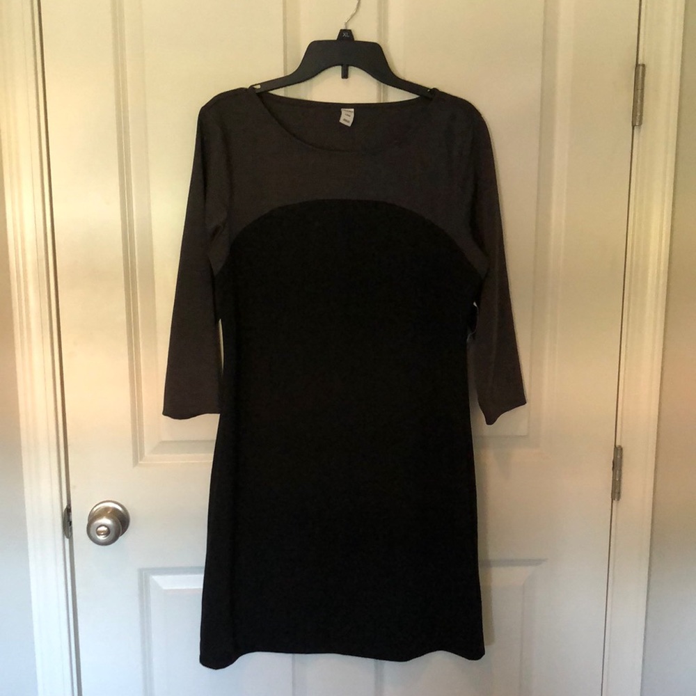 Old Navy Black and Gray Dress